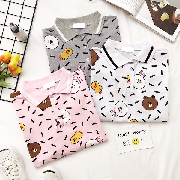 Сладка дамска блуза с поло яка в два цвята и изображения