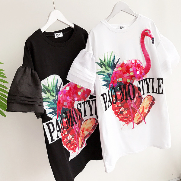 Κομψή γυναικεία μπλούζα με μανίκια δαντέλα, σε λευκό και μαύρο 