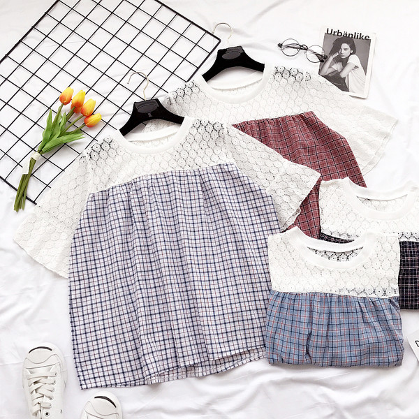 Стилна дамска блуза с дантела на каре, подходяща за ежедневие