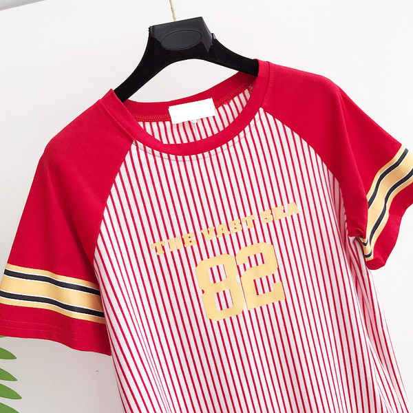 Ежедневна дамска блуза на райе в черен и червен цвят