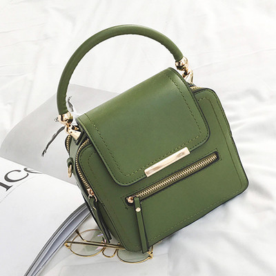 Πολύ όμορφη γυναικεία βαλίτσα σε πολλά χρώματα