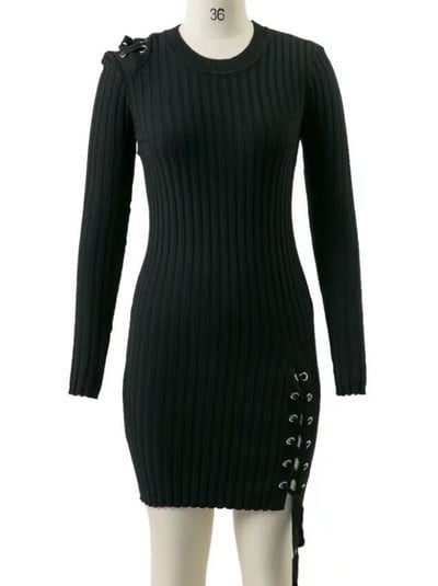 Γυναικείο πλισέ φόρεμα και με ενδιαφέροντες δεσμούς