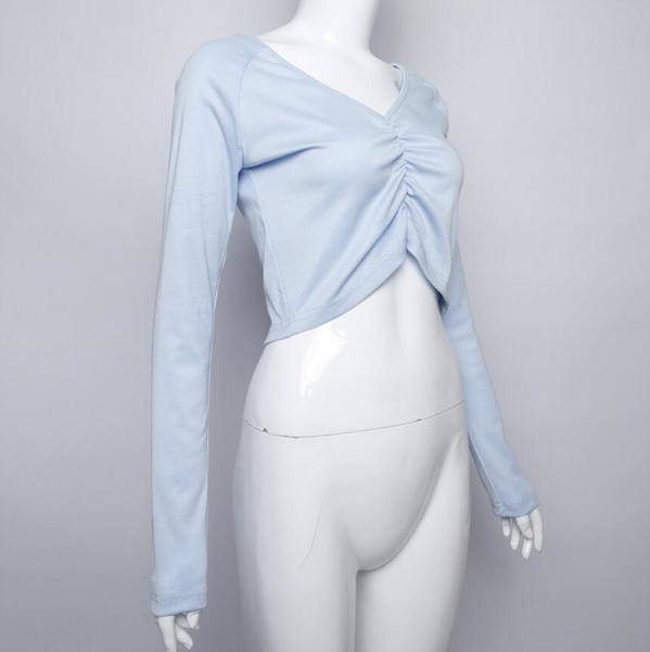 Много стилна дамска къса блузка с V-образно деколте и дълги ръкави