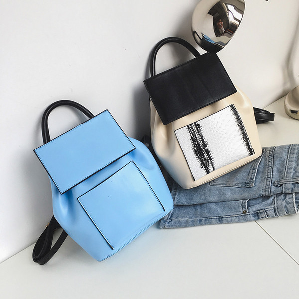 Γυναικείο σακίδιο σε τέσσερα χρώματα σε ένα απλό μοντέλο