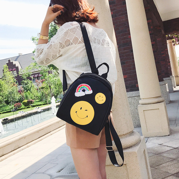 Καθημερινό σακίδιο σε μαύρο χρώμα