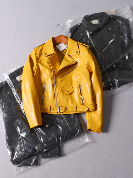 Актуално кожено яке за дамите с колан в много цветове