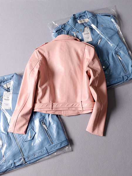 Актуално кожено яке за дамите с колан в много цветове