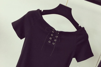 Ежедневна дамска тениска с връзки по деколтето и къс ръкав - 4 цвята