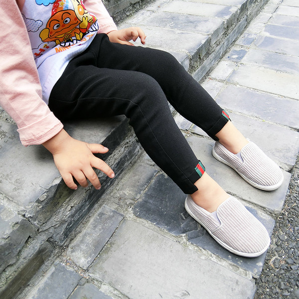 Ежедневен детски панталон за момичета в розов, бял и черен цвят