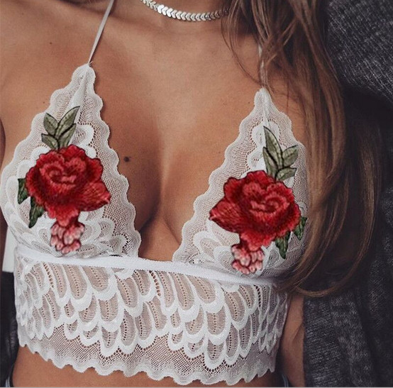 Стилен дамски спортен сутиен с тънки презрамки и бродерия - 2 цвята