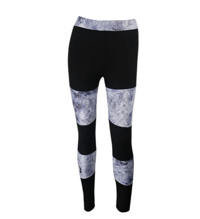 Дамски спортен клин в два различни цвята с флорални шарени мотиви