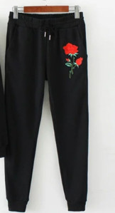 Дамски спортен екип от две части с красива розичка - 3 цвята