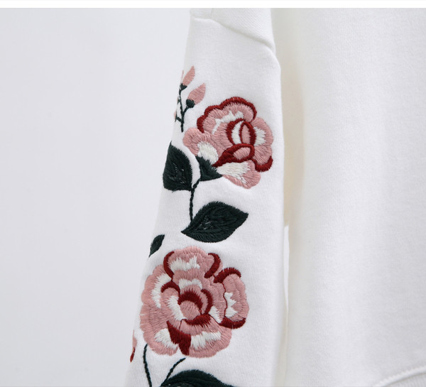 Πολύ μοντέρνο παιδικό σετ για κορίτσια -  καντημένη μπλούζα  και φαρδιά φούστα