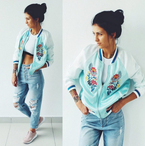 Много нежно дамско тънко якенце в светлосин и розов цвят