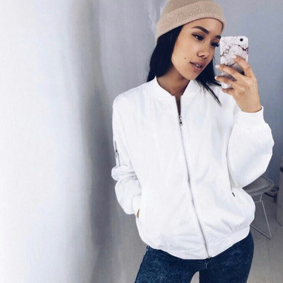 Много удобно дамско ежедневно якенце с интересен гръб