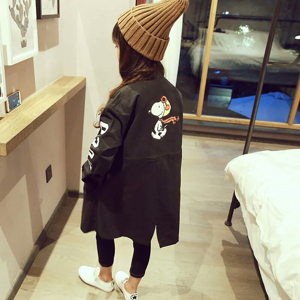 Актуално дълго детско палто в зелен и черен цвят с изображение