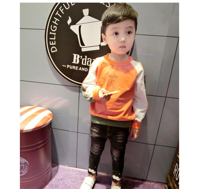 Παιδική αθλητική μπλούζα για αγόρια σε τρία χρώματα