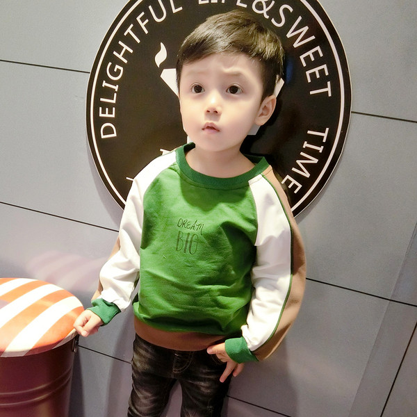 Παιδική αθλητική μπλούζα για αγόρια σε τρία χρώματα