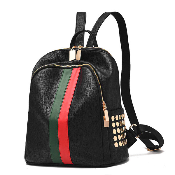 Εξαιρετικά μοντέρνο και σύγχρονο γυναικείο δερμάτινο σακίδιο με λαμπερά πριτσίνια - 3 μοντέλα