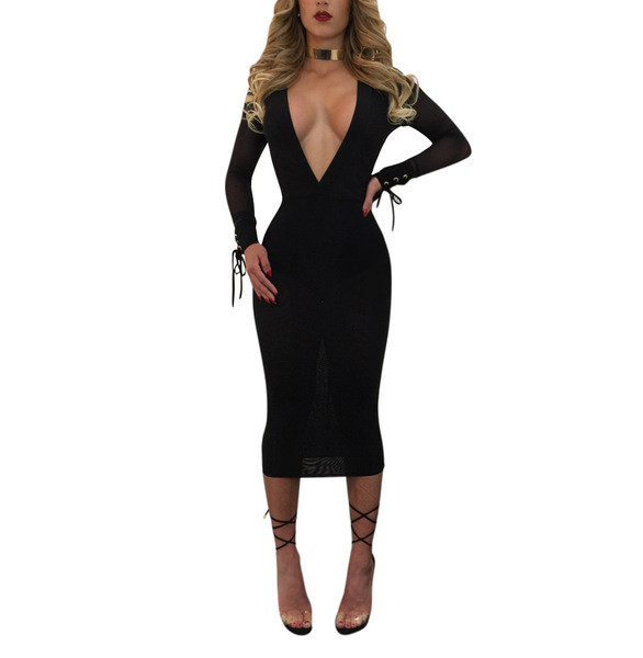 Κομψό γυναικείο φόρεμα - διατρητό και με  βαθύ  V-neckline