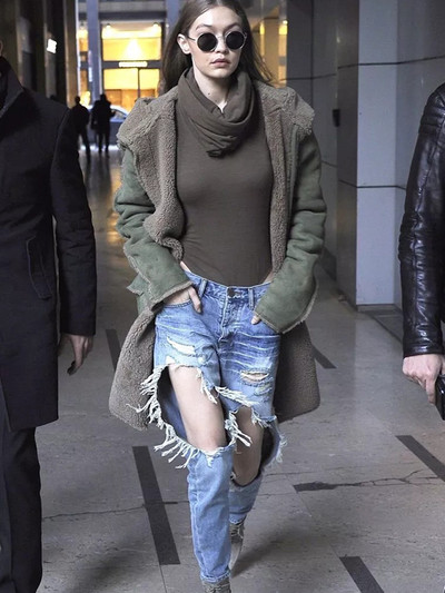 Модерни накъсани дънки за дамите тип Boyfriend с висока талия