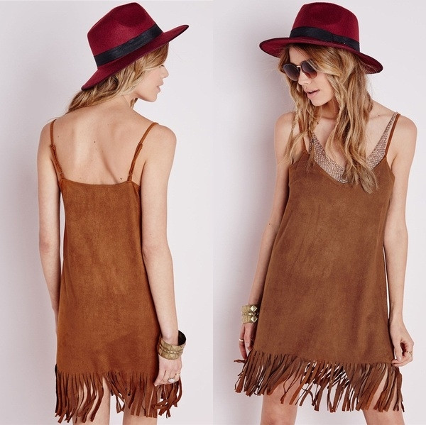 Γυναικείο φόρεμα με λεπτές λωρίδες και καφέ κρόσσια