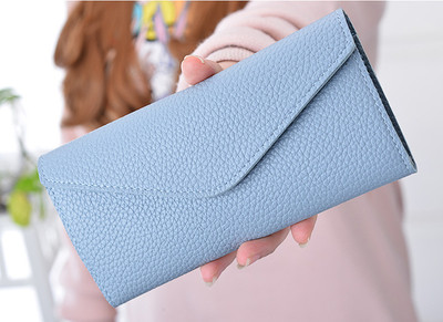 Πολύ άνετο γυναικείο πορτοφόλι σε διάφορα χρώματα