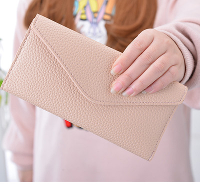 Πολύ άνετο γυναικείο πορτοφόλι σε διάφορα χρώματα