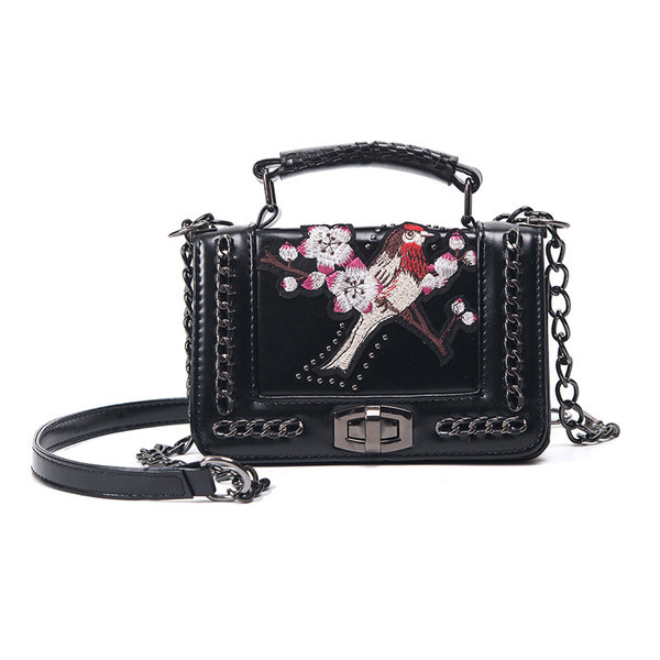 Μίνι τσάντα με μακριά λουρί ώμου - 2 χρώματα