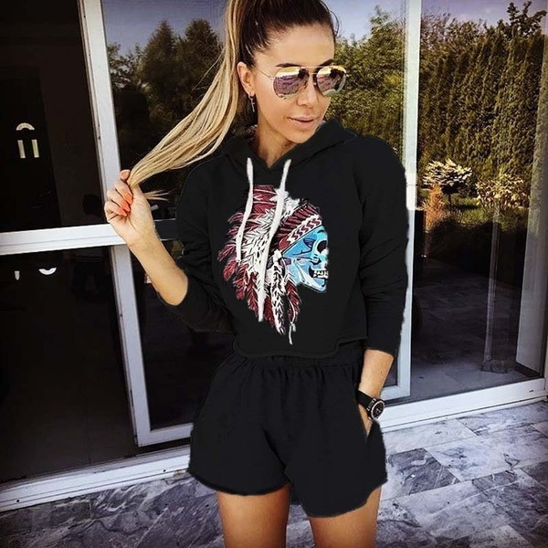 Πολύ άνετό γυναικείο καθημερινό σύνολο με ενδιαφέρουσα εφαρμογή