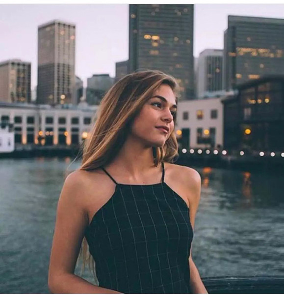 Γυναικείο φόρεμα σε μαύρο χρώμα