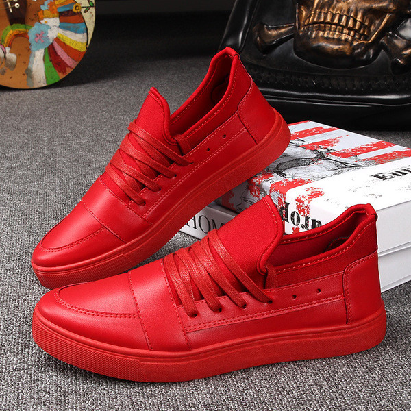  Ανδρικά αθλητικά παπούτσια σε μαύρο, λευκό και κόκκινο