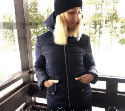 Много топло дамско яке с качулка и малки джобчета - 5 цвята