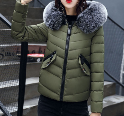 Много топло дамско яке с качулка и малки джобчета - 5 цвята