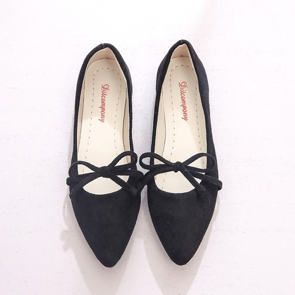 Γυναικεία μοκασίνια - λίγο απότομη σε διάφορα χρώματα με κορδέλα 