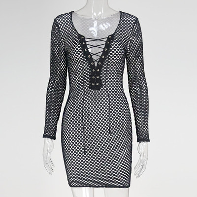 Γυναικείο φόρεμα με κόψιμο V-λαιμό με κορδόνια σε μαύρο χρώμα