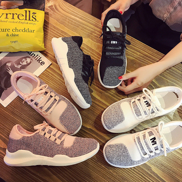 Αθλητικά πάνινα παπούτσια  σε τρία χρώματα