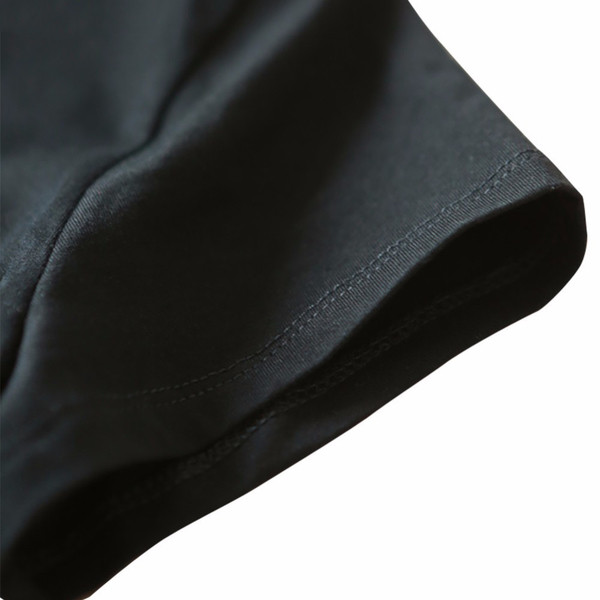 Тениска за дамите в бял и черен цвят с декорация надпис