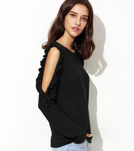 Γυναικεία μάλλινη μπλούζα με ενδιαφέρον ανοιχτό μανίκι και κολάρο σε σχήμα O