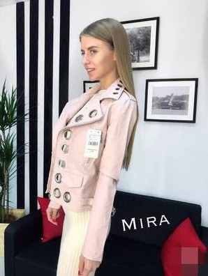 Хит! Дамско кожено яке с интересни кръгли метални орнаменти - 5 цвята