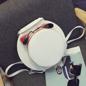 Γυναικεία τσάντα σε σχήμα καπέλου σε διάφορα χρώματα