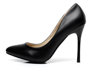 Елегантни обувки с висок ток в семпъл дизайн и в много цветове