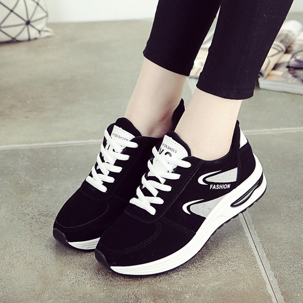 Αθλητικά γυναικεία παπούτσια  σε διάφορα χρώματα