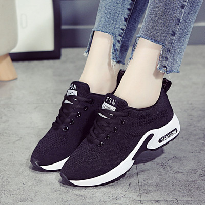 Спортни дамски маратонки, подходящи и за ежедневие в три цвята