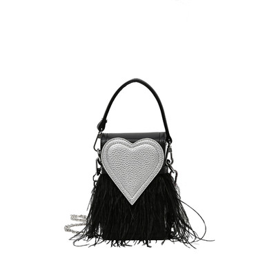 Γυναικεία μίνιτσάντα με ενδιαφέρουσα εφαρμογή - καρδιά