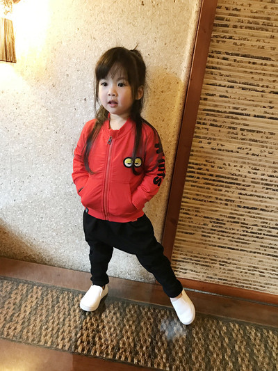 Αθλητικό παιδικό μπουφάν για κορίτσια με διακόσμηση σε τρία χρώματα