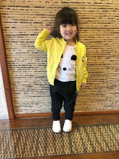 Αθλητικό παιδικό μπουφάν για κορίτσια με διακόσμηση σε τρία χρώματα