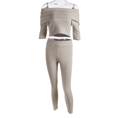 Καθημερινό πολύ άνετο γυναικέιο κοστούμι 