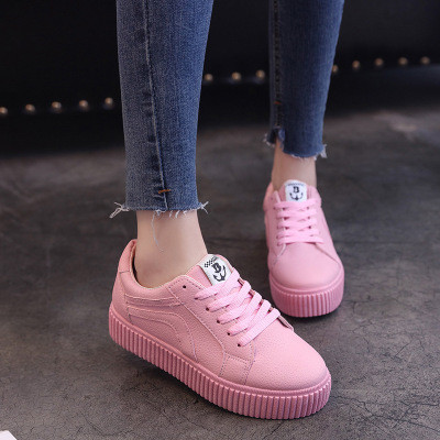 Καθημερινά πολύ άνετα πάνινα γυναικεία παπούτσια  με πολύ άνετη σόλα