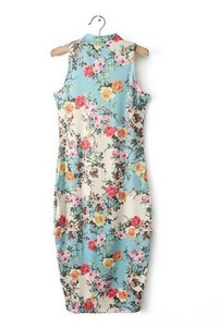 Καθημερινό γυναικείο φόρεμα με floral σχέδια και κολάρο σε σχήμα O